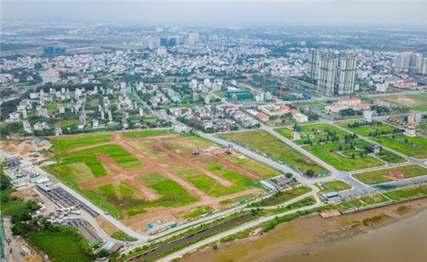 Lãi suất cao tạo sức ép, lợi nhuận doanh nghiệp bất động sản quý II phân hóa