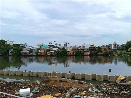 TP. Hồ Chí Minh chỉnh trang đô thị ven sông, di dời hơn 41.500 căn nhà đến 2030