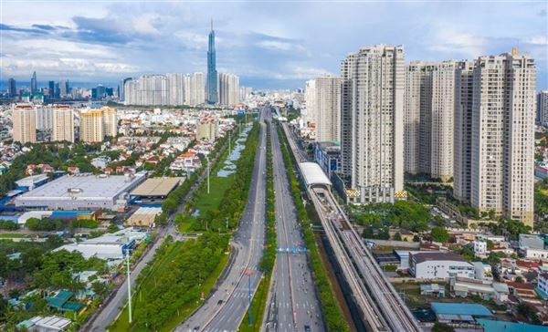 Tái cấu trúc thị trường nhà ở qua lăng kính phân khúc căn hộ cao cấp