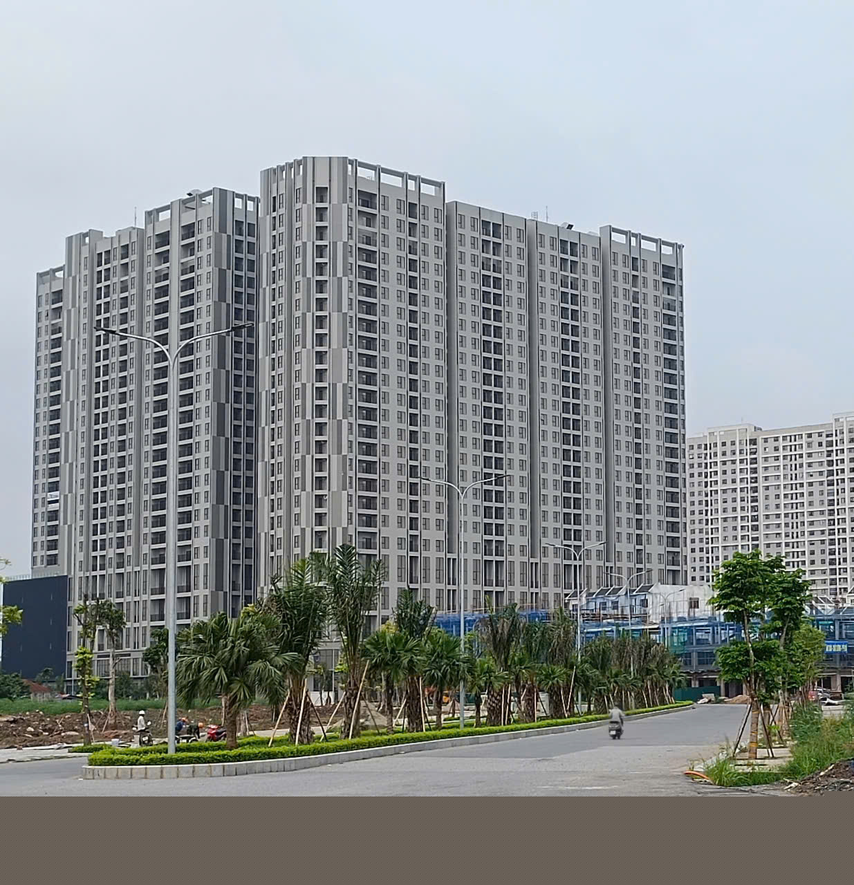 Dự báo trong nửa cuối năm, phân khúc nhà ở cao tầng sẽ ghi nhận lượng cung và cầu lớn nhờ các chính sách hỗ trợ người mua nhà từ Chính phủ, đặc biệt hướng đến nhóm khách hàng là các gia đình trẻ.