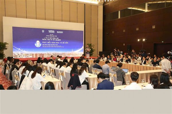 Bất động sản TP. Hồ Chí Minh thúc đẩy dòng vốn Nam tiến mạnh mẽ